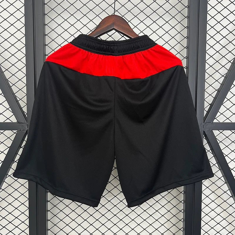 Calções de casa do AC Milan 2025