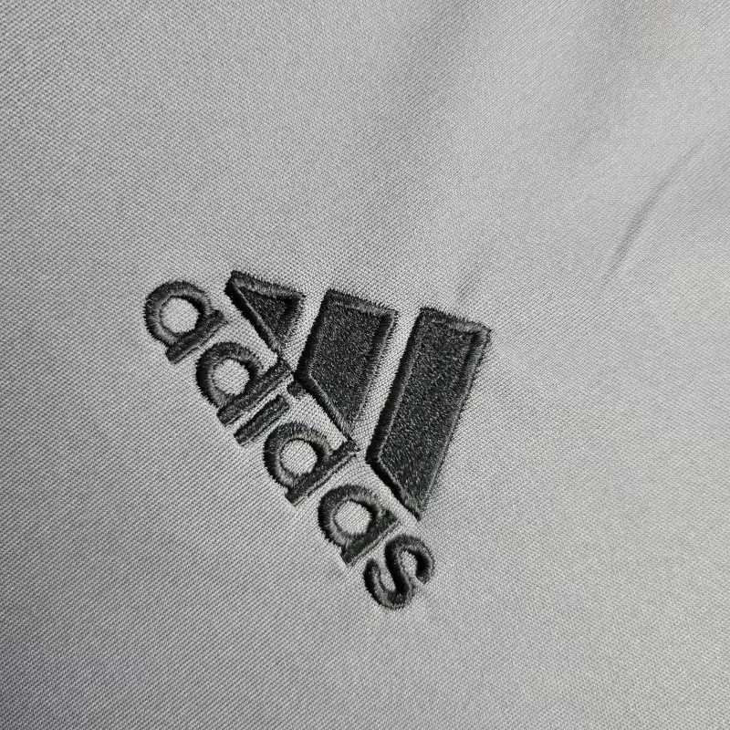 Real Madrid 2005 drittes Auswärtstrikot
