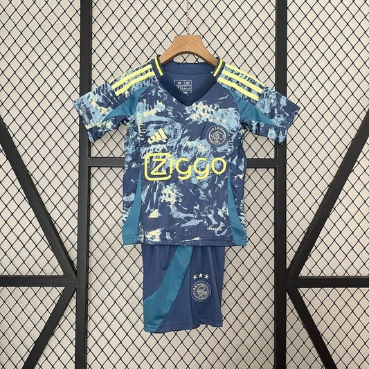 Ajax 2024 Auswärtstrikot