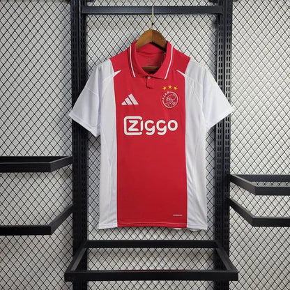 Domowa koszulka Ajaxu 2024