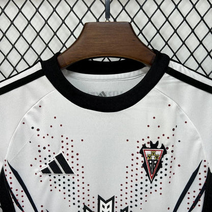 Camisola principal do Albacete 2025