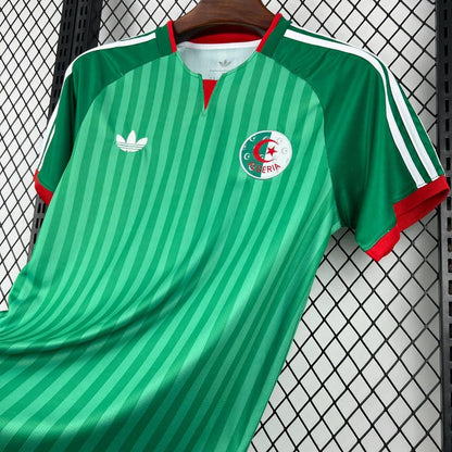 Algerien WM 2026 Auswärtstrikot