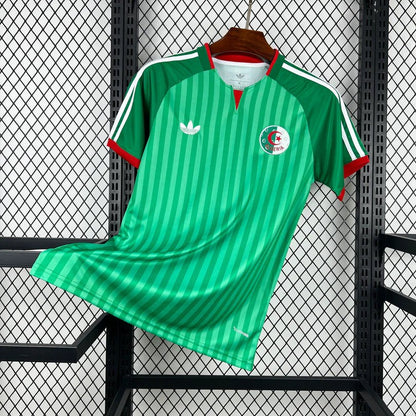 Algerien WM 2026 Auswärtstrikot