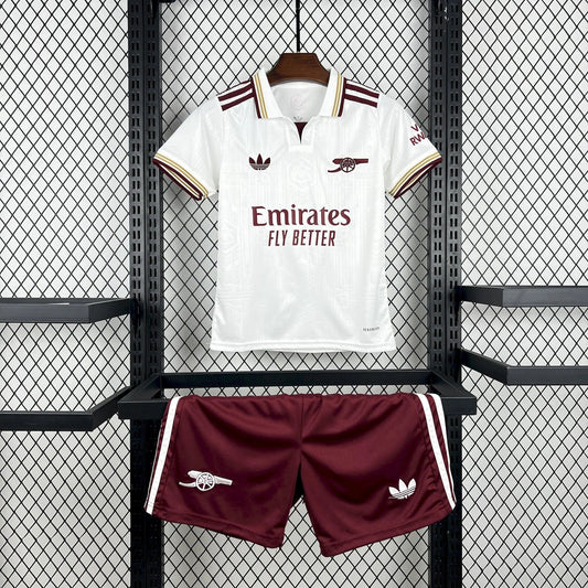 Terza maglia da trasferta dell'Arsenal 2025