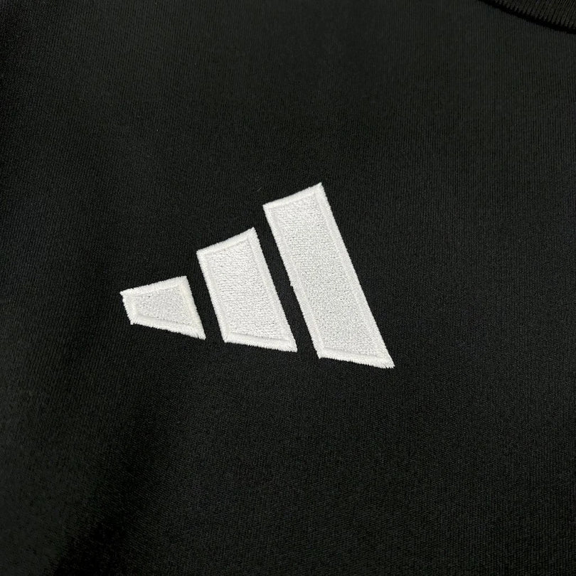 Maglia da trasferta dell'Aston Villa 2025