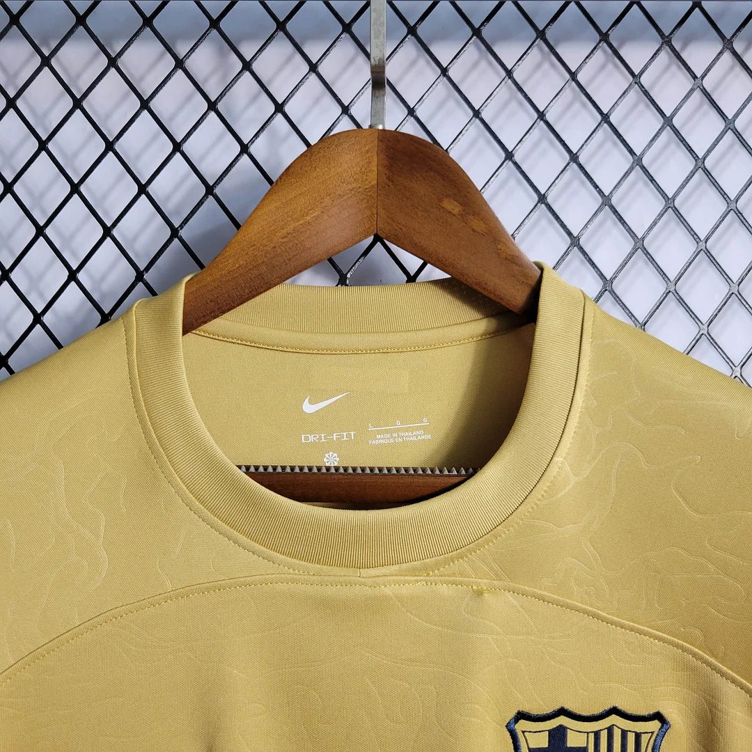Maglia Home del Barcellona 2022 di Rosalía
