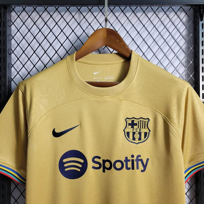 Maglia Home del Barcellona 2022 di Rosalía