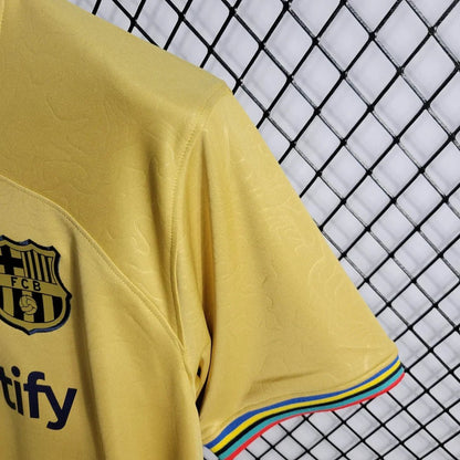 Maglia Home del Barcellona 2022 di Rosalía