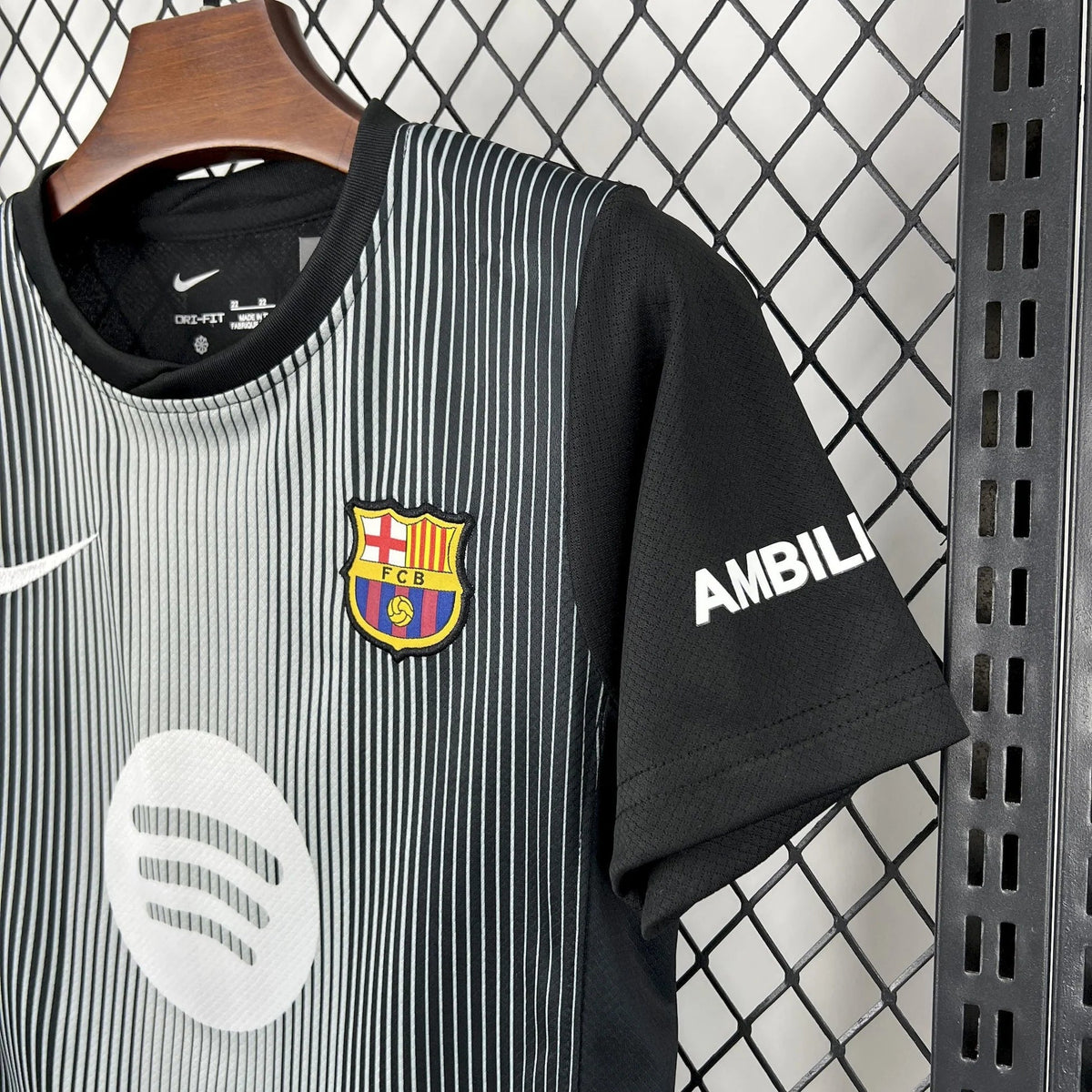 Maillot enfant du FC Barcelone 2025, coloris édition spéciale