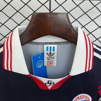Camisola principal do Bayern 1997