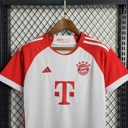 Maillot domicile du Bayern 2023