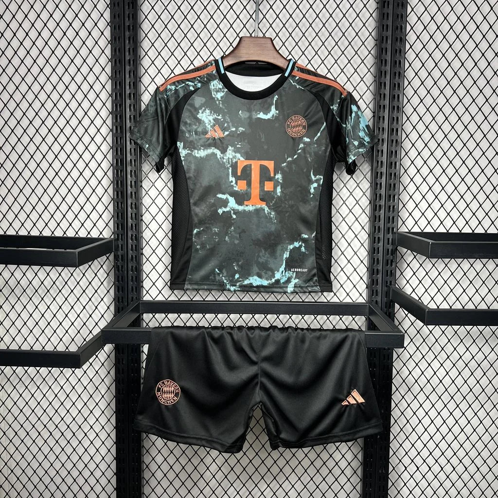 Bayern 2024 Away jersey