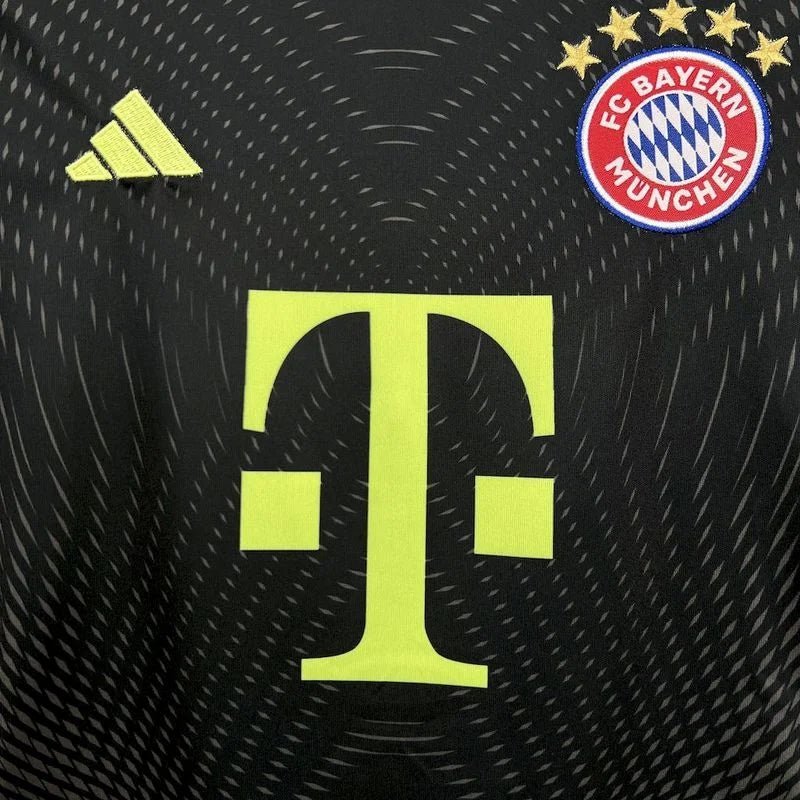 Bayern 2025 Black Goalkeeper Kids Jersey