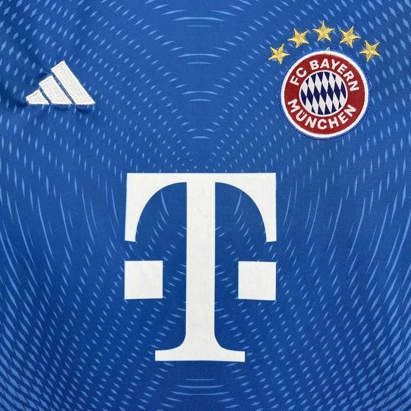 Camisola azul de guarda-redes do Bayern 2025
