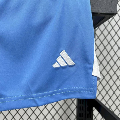 Camisola azul de guarda-redes do Bayern 2025