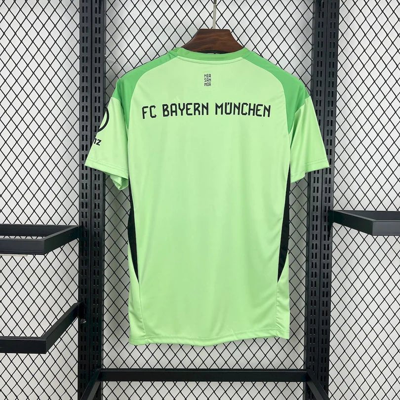 Camisola verde de guarda-redes do Bayern de Munique 2025