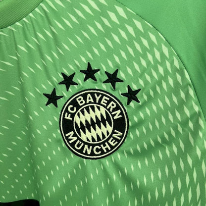 Camisola verde de guarda-redes do Bayern de Munique 2025