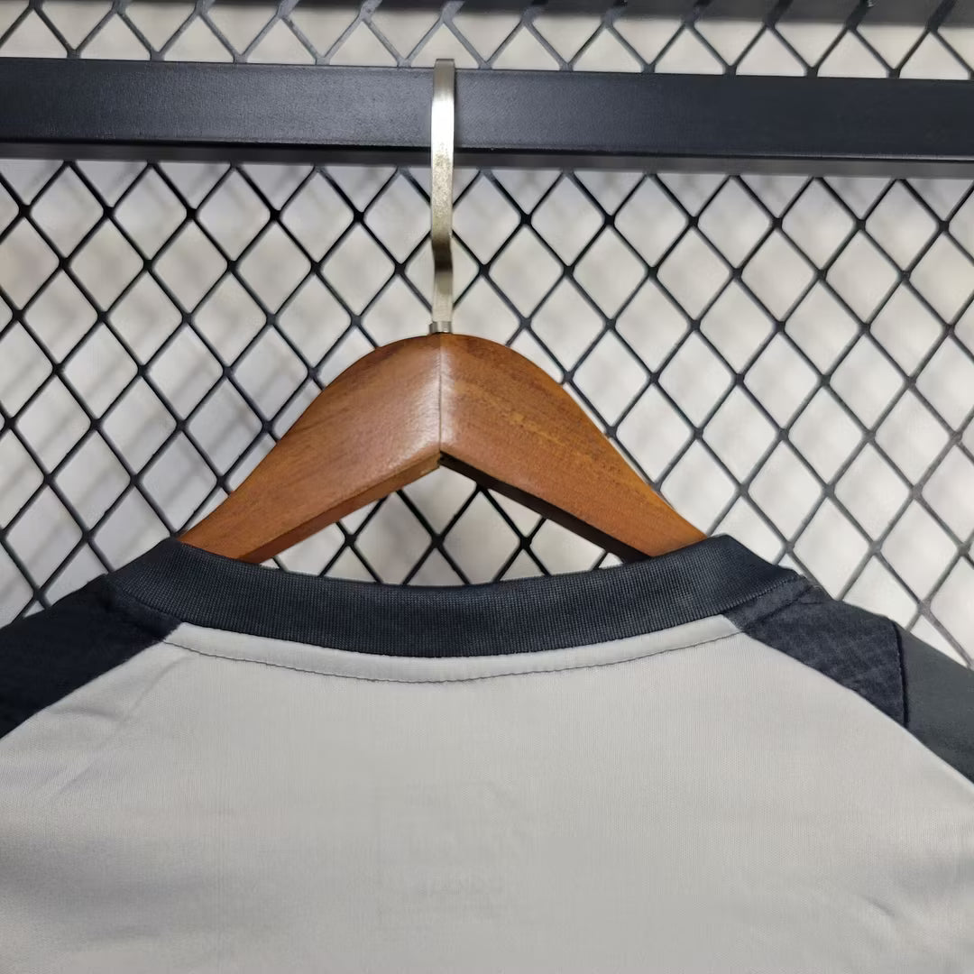 Camisola de treino do Benfica 2025