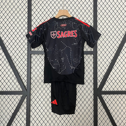 Camiseta visitante del Benfica 2024