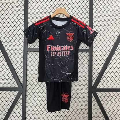 Camiseta visitante del Benfica 2024