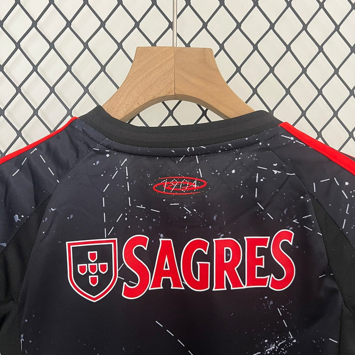 Camiseta visitante del Benfica 2024