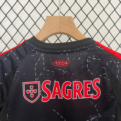 Camiseta visitante del Benfica 2024