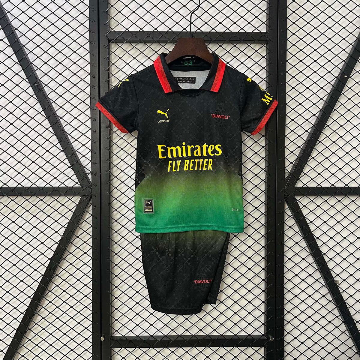 Maillot extérieur noir AC Milan 2024 quatrième tenue