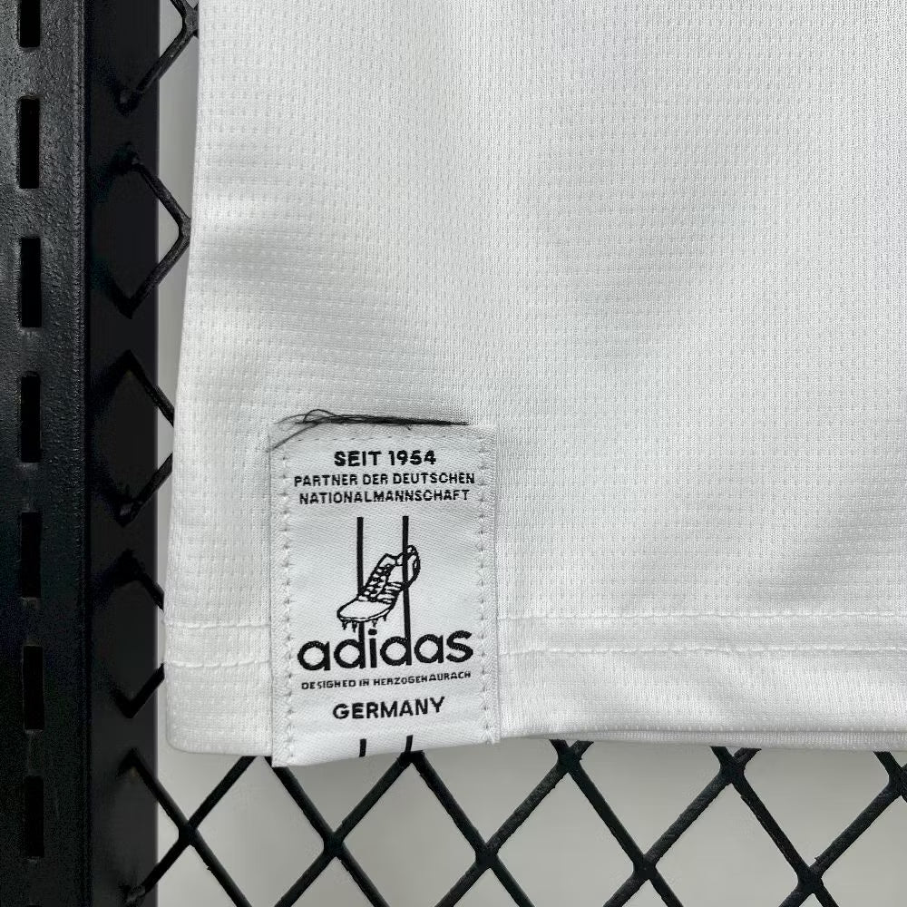 Camisola principal da Alemanha 2025