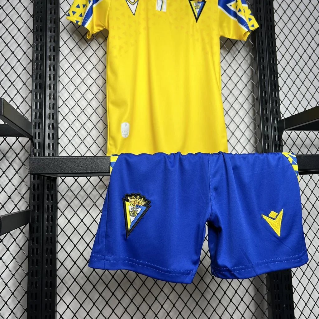 Cádiz 2024 thuisshirt