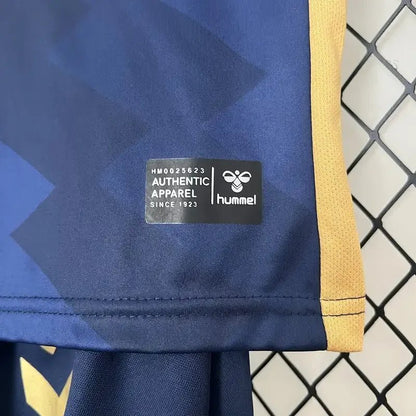Maillot extérieur du CD Tenerife 2024