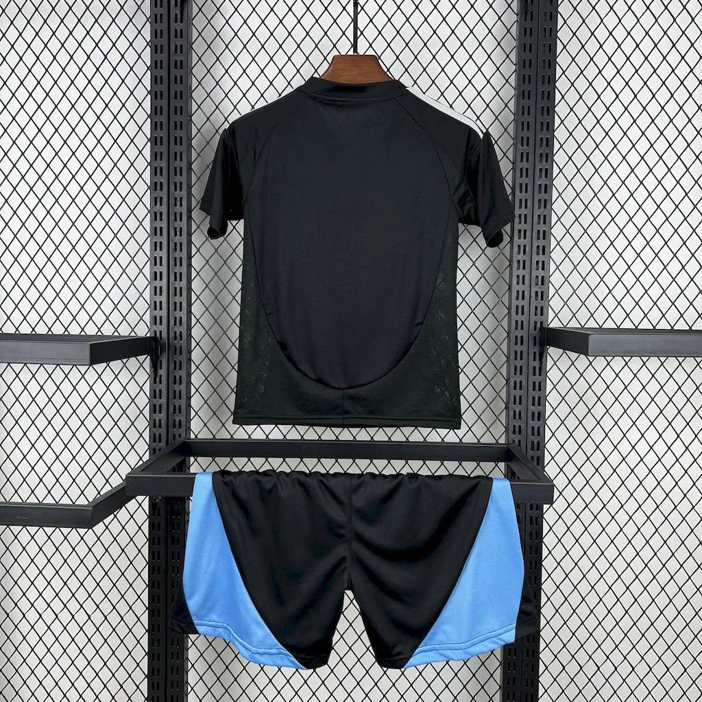 Camisola alternativa da Charlotte 2025