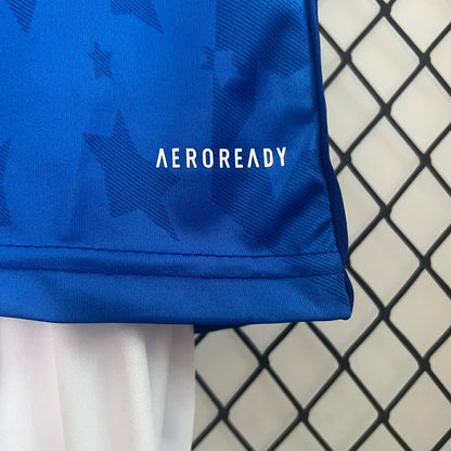 Camisola principal do Cruzeiro 2024