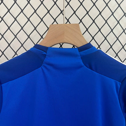Camisola principal do Cruzeiro 2024