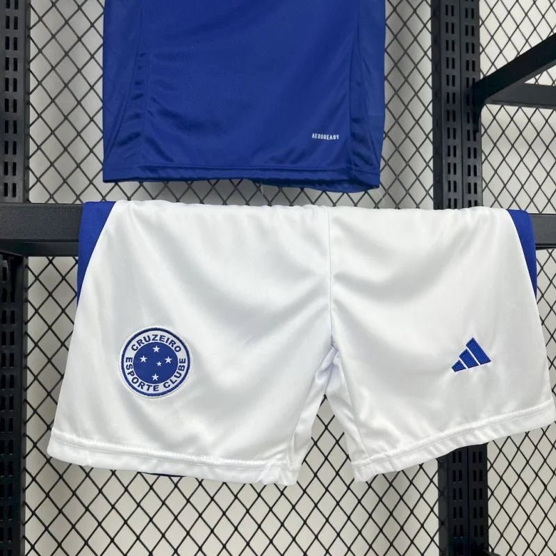 Camisola principal do Cruzeiro 2025