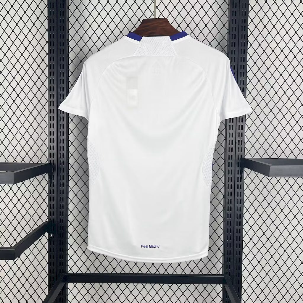 Camiseta de local del Real Madrid 2007