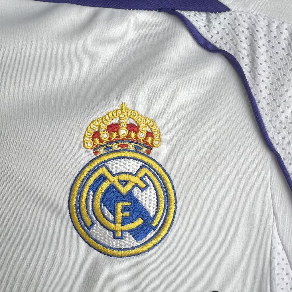 Camiseta de local del Real Madrid 2007