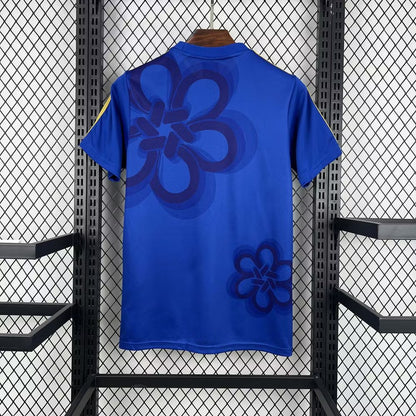 Real Madrid 2025 warming-upshirt