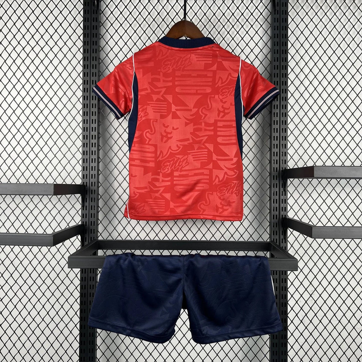 Camiseta de visitante de Inglaterra para el Mundial 2026