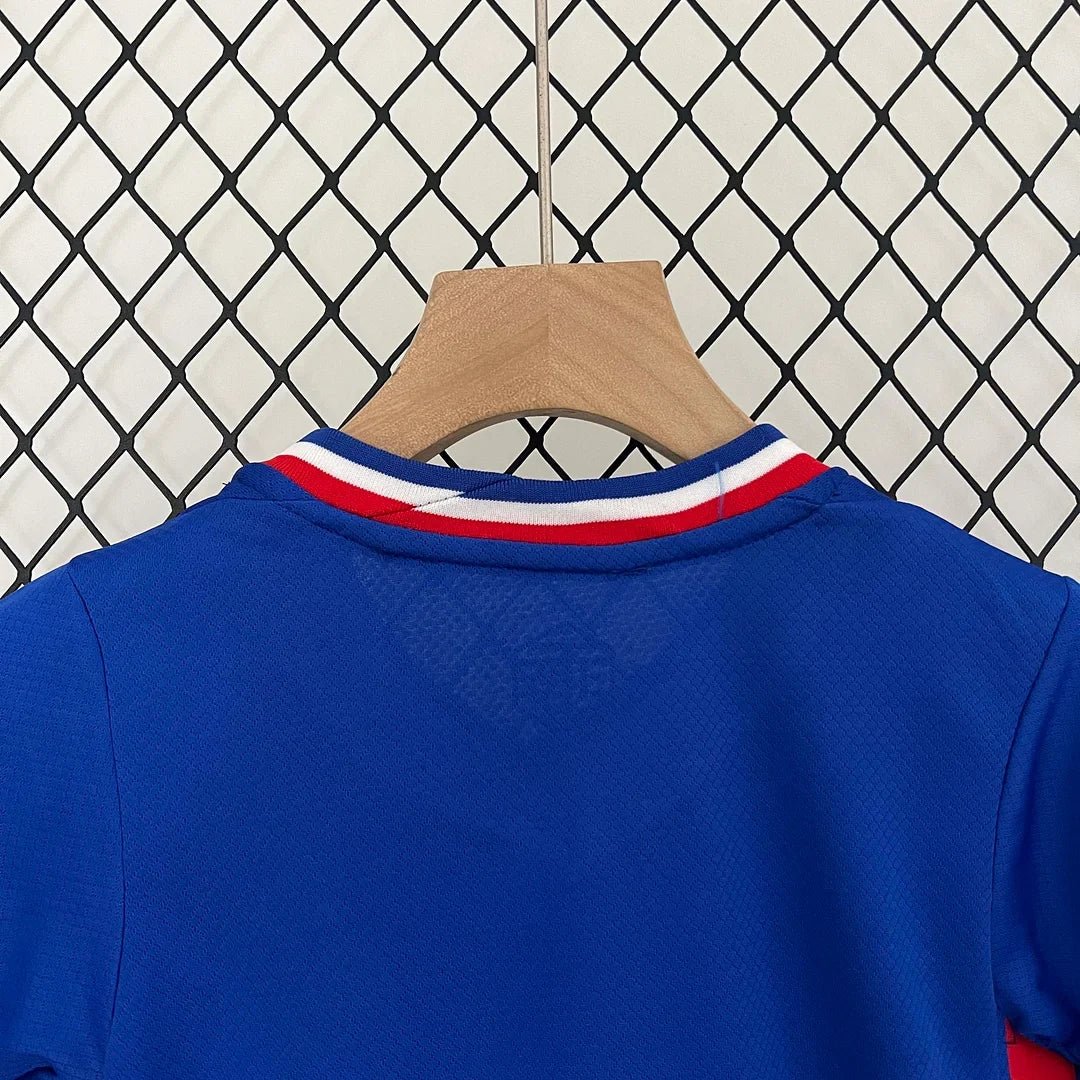 Camisola principal da França 2024