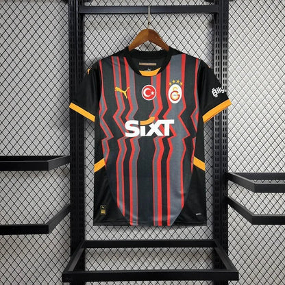 Tercera camiseta visitante del Galatasaray 2024