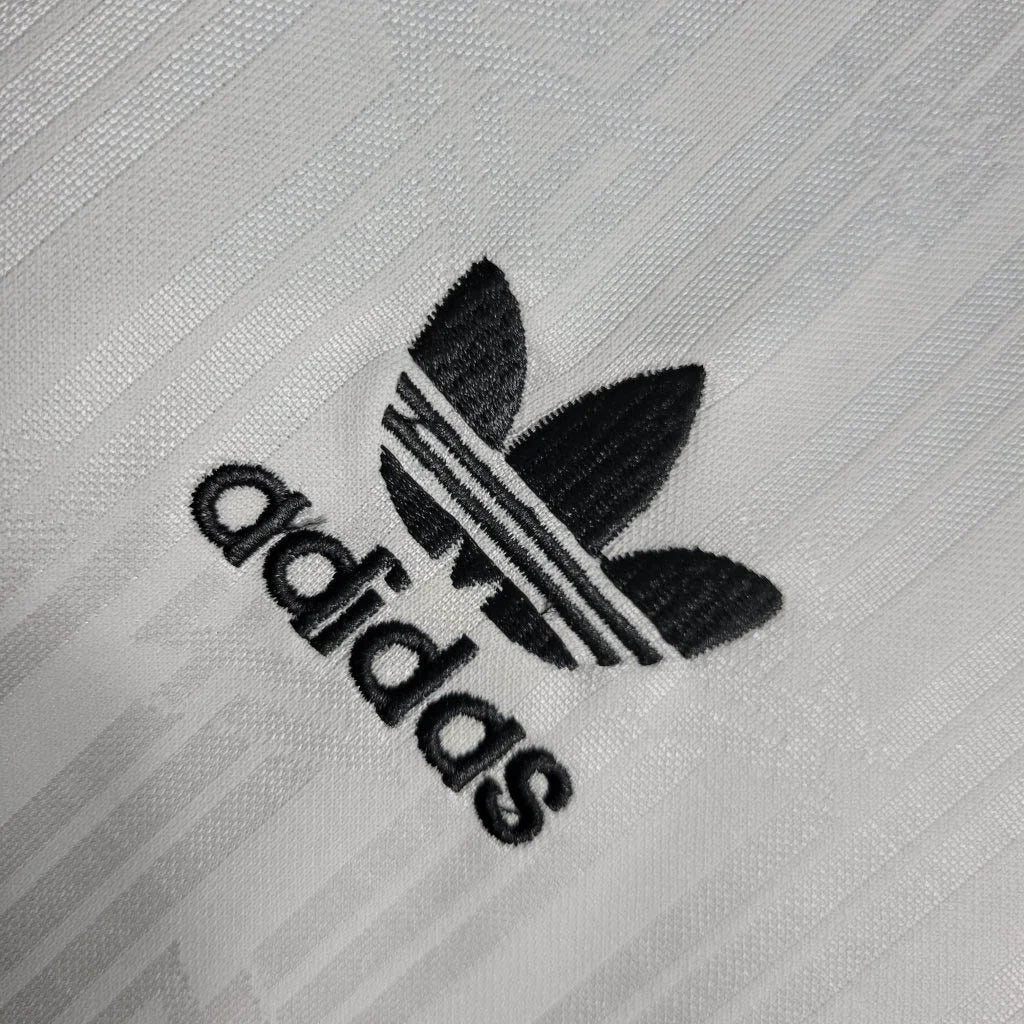 Maillot domicile de l’Allemagne 1990