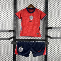 Camiseta de visitante de Inglaterra para el Mundial 2026