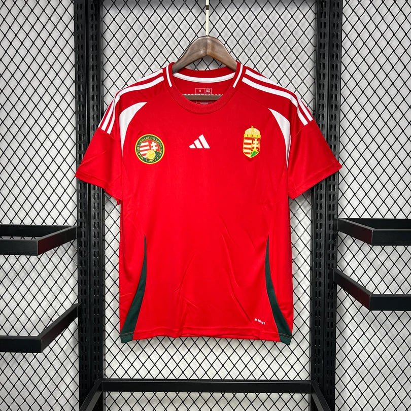 Camisola principal da Hungria 2024
