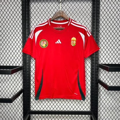 Camisola principal da Hungria 2024