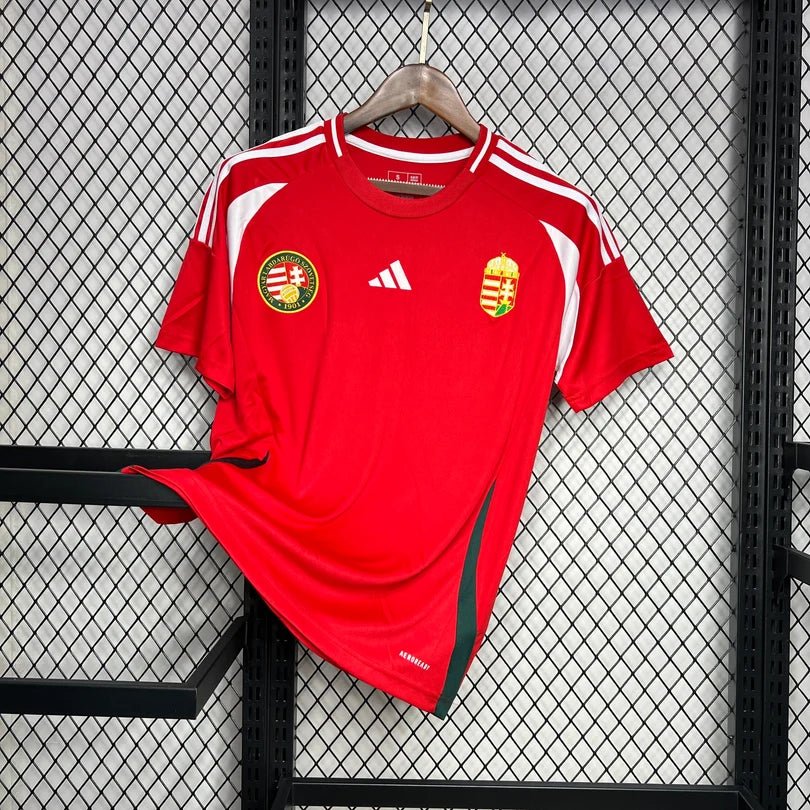 Camisola principal da Hungria 2024