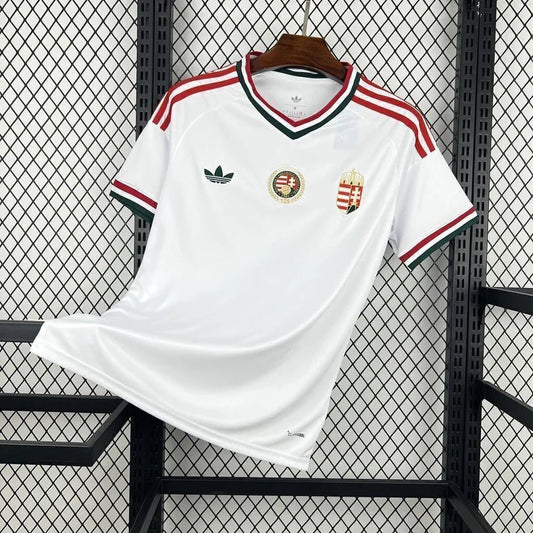 Maglia da trasferta dell'Ungheria per i Mondiali 2026
