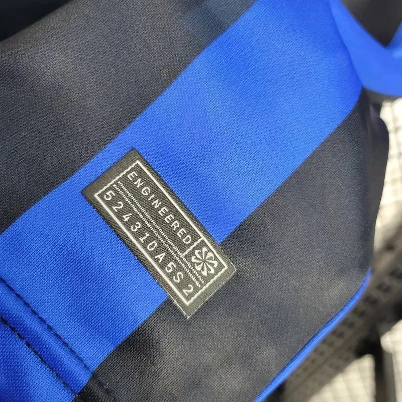 Camisola principal do Inter de Milão 2023