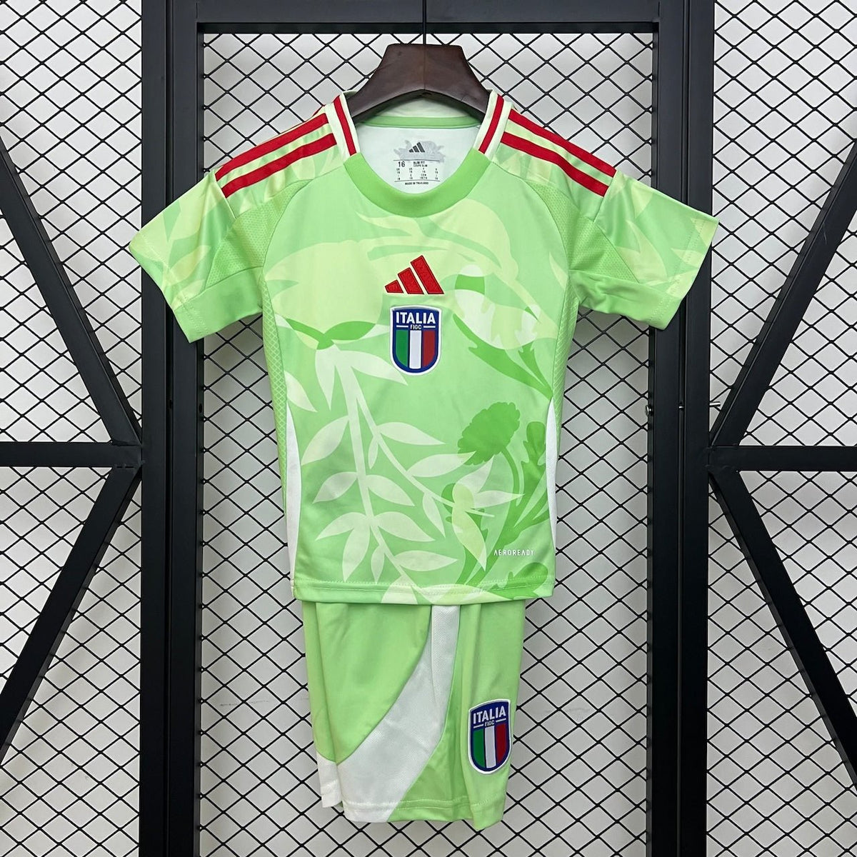 Maillot domicile de l’Inter Milan 2023