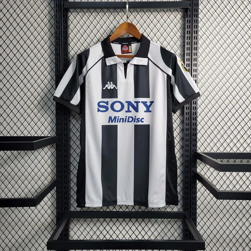 Juventus-Heimtrikot 1997