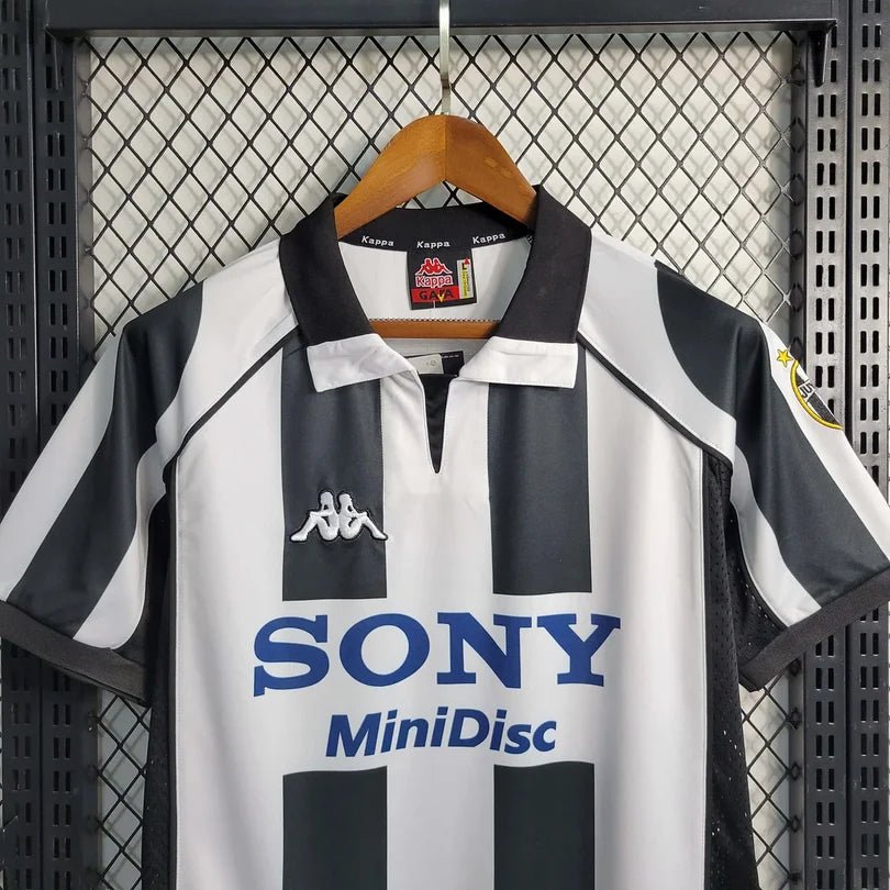 Juventus-Heimtrikot 1997
